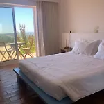 Alto Da Lua בית הארחה 3*